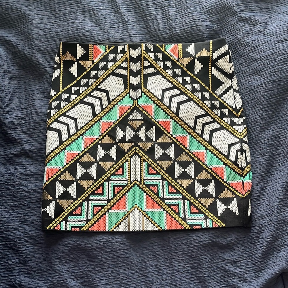 NWT Express Mini Skirt. Aztec print! Size Medium